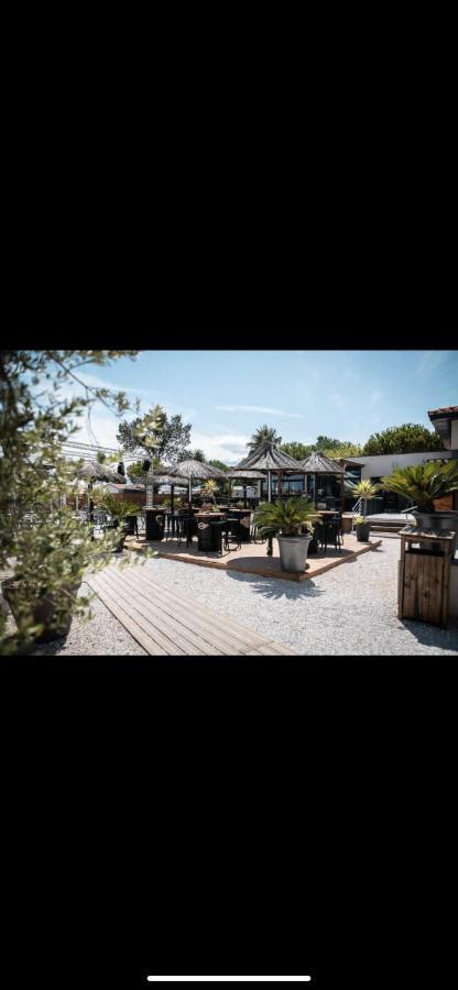 Camping 4 Etoiles Le Bosc Saint Cyrpien Mobil Home ภายนอก รูปภาพ